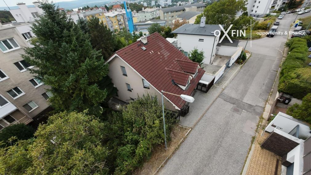 Na predaj Dvojgeneračný rodinný dom s dvomi vchodmi 2 a 5 izieb. Mozartova-Staré Mesto