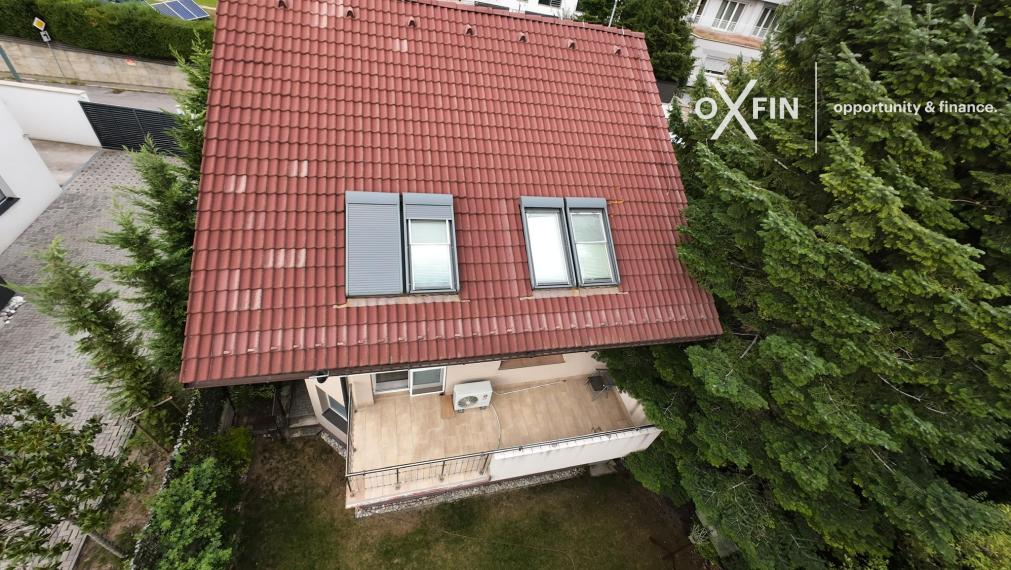 Na predaj Dvojgeneračný rodinný dom s dvomi vchodmi 2 a 5 izieb. Mozartova-Staré Mesto