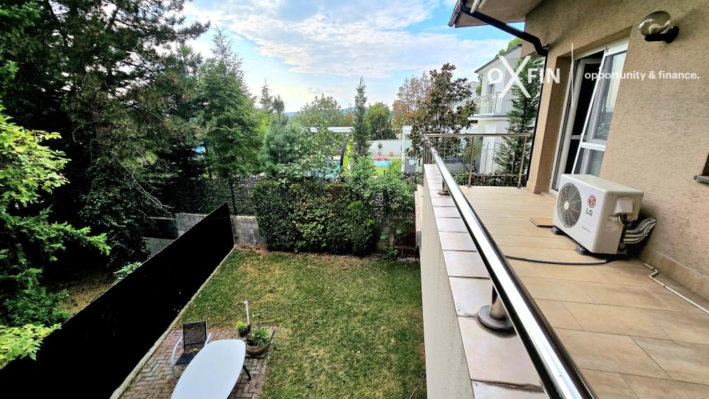 Na predaj Dvojgeneračný rodinný dom s dvomi vchodmi 2 a 5 izieb. Mozartova-Staré Mesto