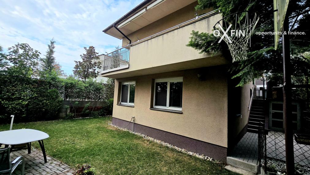 Na predaj Dvojgeneračný rodinný dom s dvomi vchodmi 2 a 5 izieb. Mozartova-Staré Mesto