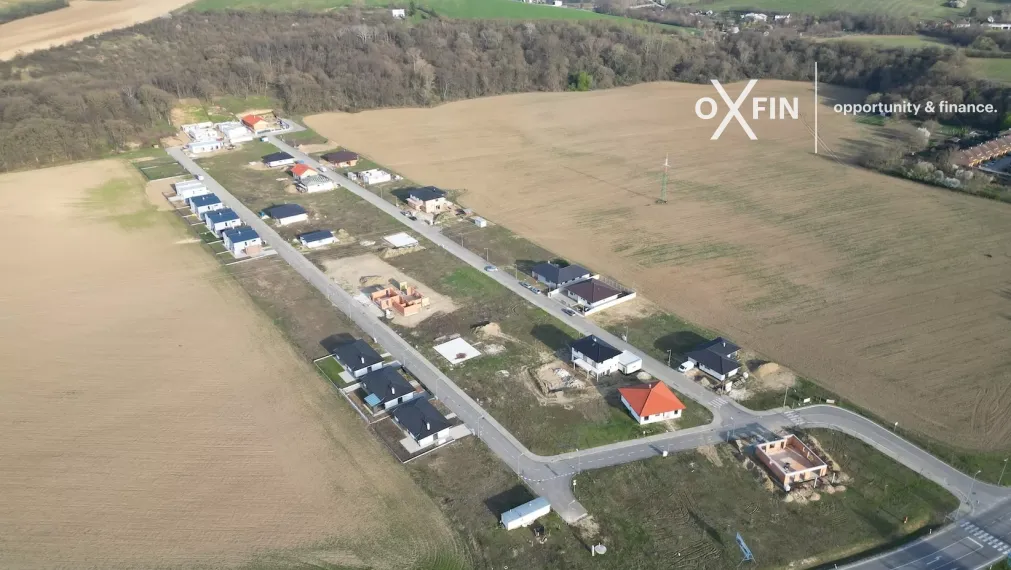 SKOLAUDOVANÉ 4-izbový BUNGALOV-DOLINKY