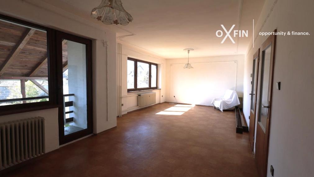 Rodinný dom vhodný na podnikanie  4 km od Piešťan.