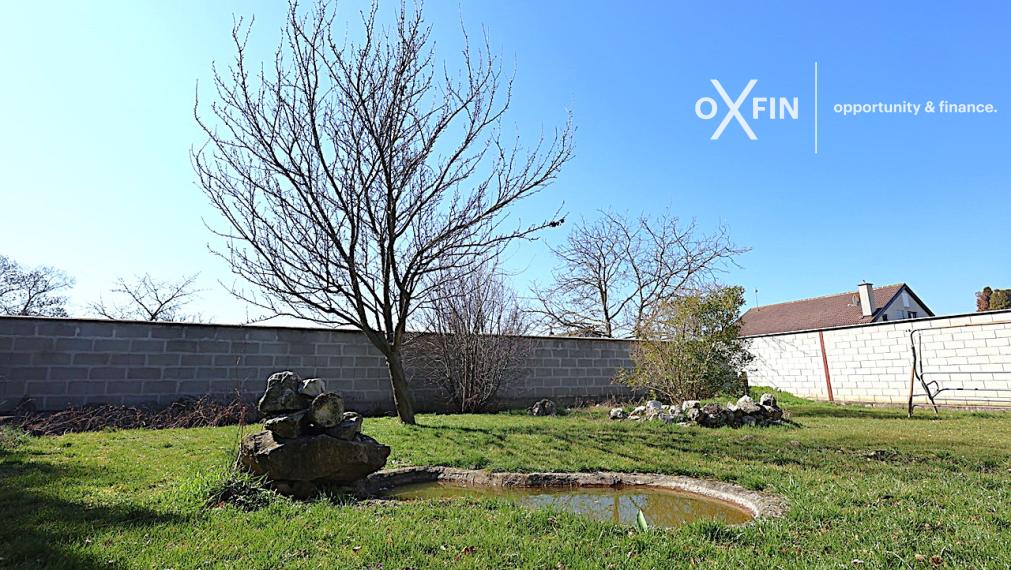 Rodinný dom vhodný na podnikanie  4 km od Piešťan.