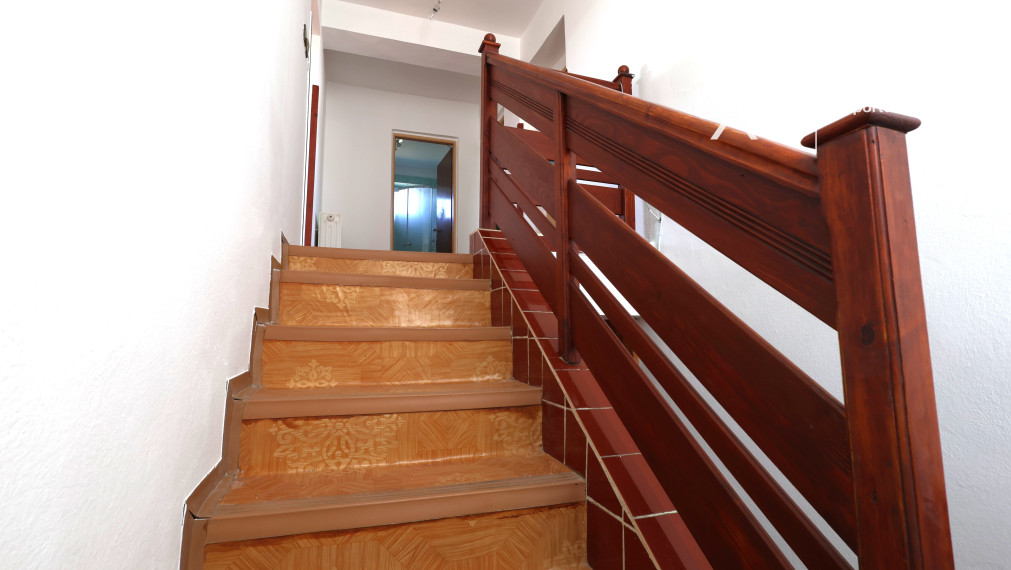 Rodinný dom vhodný na podnikanie  4 km od Piešťan.