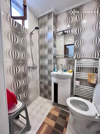 *EXKLUZÍVNE* Veľký trojposchodový dom s nádherným panoramatickým výhľadom v obci Laka