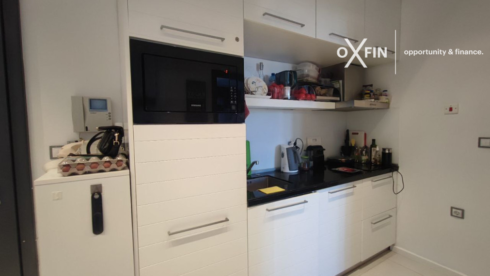 *EXKLUZÍVNE*  Luxusný 2-izbový apartmán s výhľadom na more v elitnom komplexe Sand Lilies