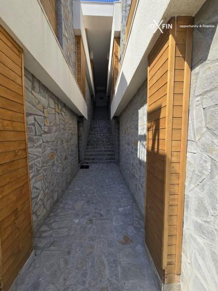 *EXKLUZÍVNE* Priestranný a zariadený 2-izbový apartmán v rezidenčnom komplexe Vineyards Resort