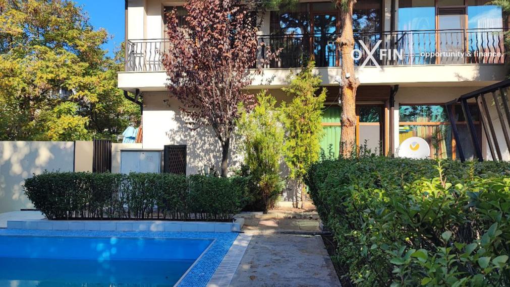 *EXKLUZÍVNE* Celé poschodie s 6 jednoizbovými apartmánmi