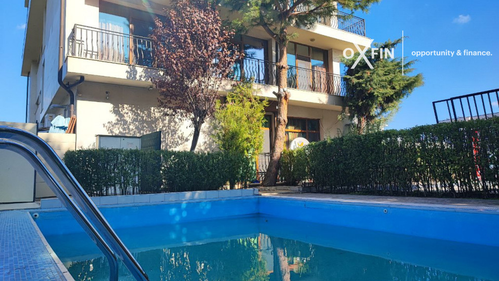 *EXKLUZÍVNE* Celé poschodie s 6 jednoizbovými apartmánmi