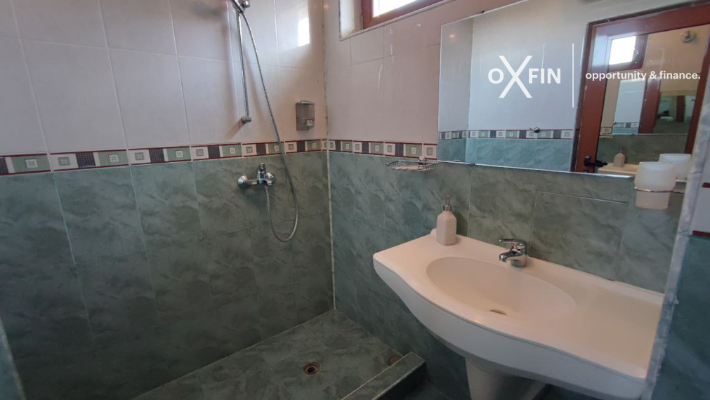 *EXKLUZÍVNE* Celé poschodie s 6 jednoizbovými apartmánmi