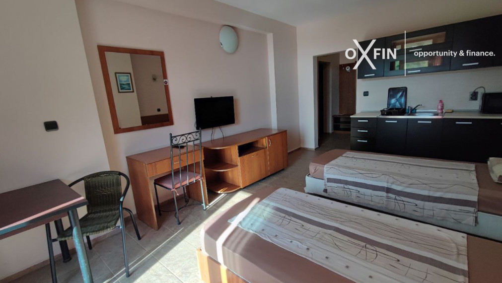 *EXKLUZÍVNE* Celé poschodie s 6 jednoizbovými apartmánmi