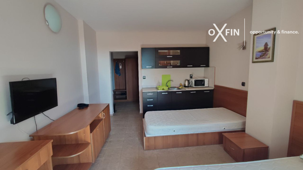 *EXKLUZÍVNE* Celé poschodie s 6 jednoizbovými apartmánmi