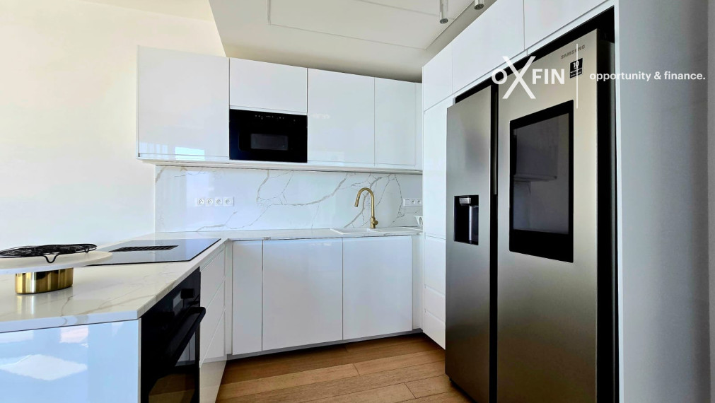 20 poschodie - 3 izbový byt Sky Park 2 veža