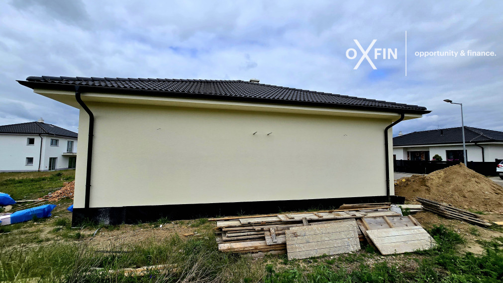 SKOLAUDOVANÉ 4-izbový BUNGALOV-DOLINKY