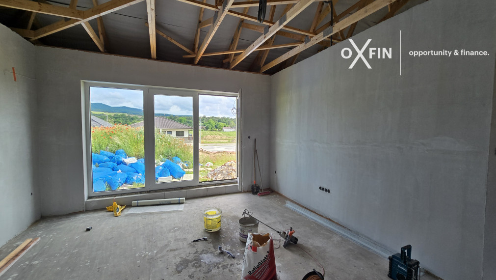 SKOLAUDOVANÉ 4-izbový BUNGALOV-DOLINKY