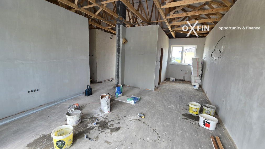 SKOLAUDOVANÉ 4-izbový BUNGALOV-DOLINKY