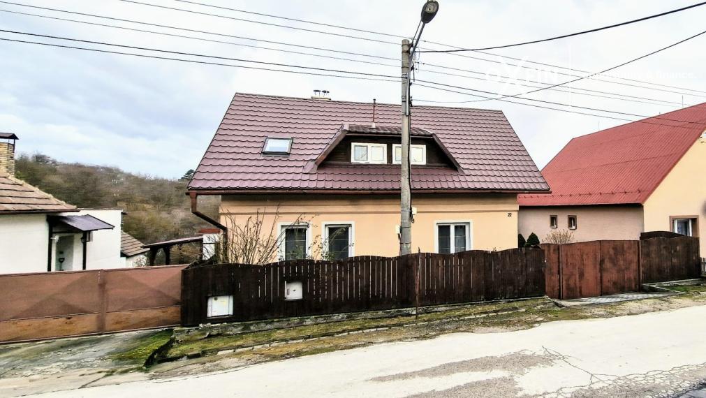 Predaj Rodinný dom Cerová s pozemkom 1390 m2