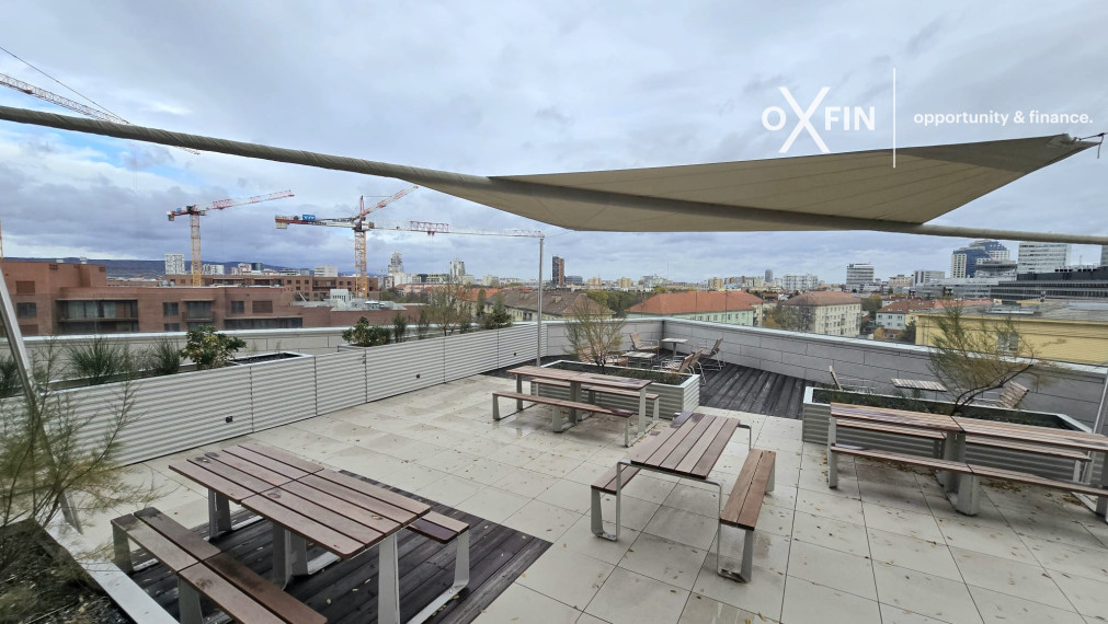 Kancelária s výhľadom na Downtown projekt ZWRIN