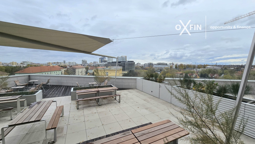 Kancelária s výhľadom na Downtown projekt ZWRIN