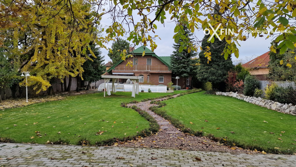 Nadštandardný 7 izb. rodinný dom Zálesie