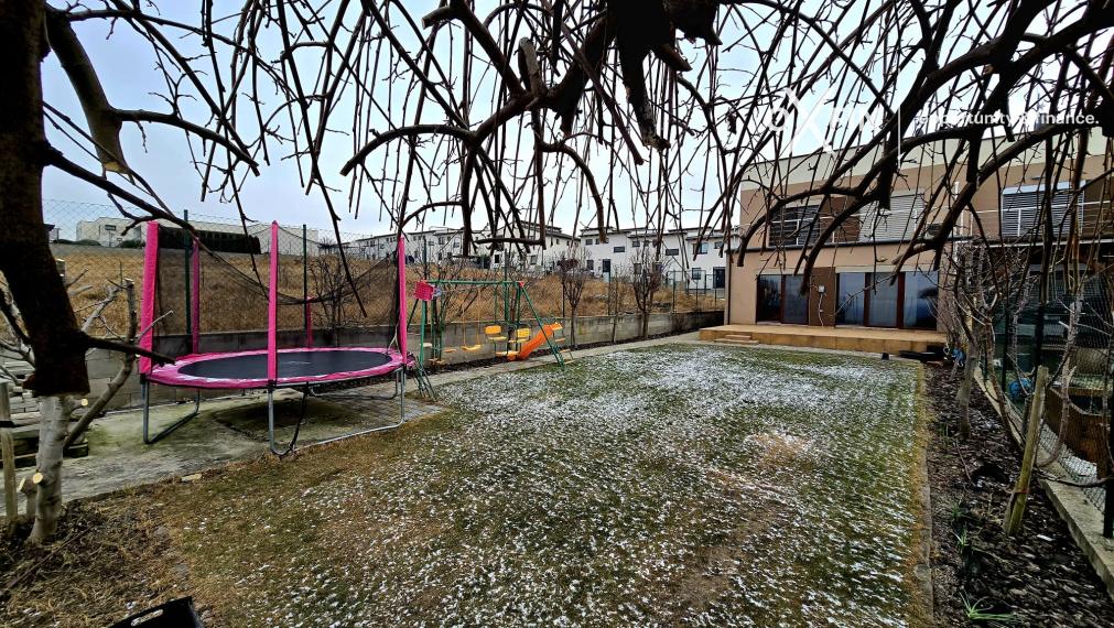 Na predaj 4 izbový rodinný dom Lieskova-Stupava