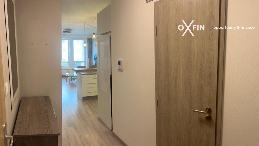 Prenájom 1,5 izb byt Nobelova, Nové Mesto