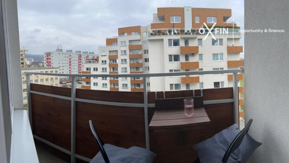 Prenájom 1,5 izb byt Nobelova, Nové Mesto