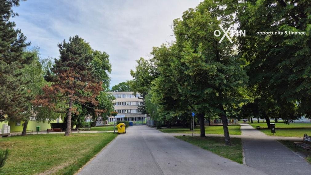 Prenájom zrekonštruovaného 2-izbového bytu - BA, Ružinov