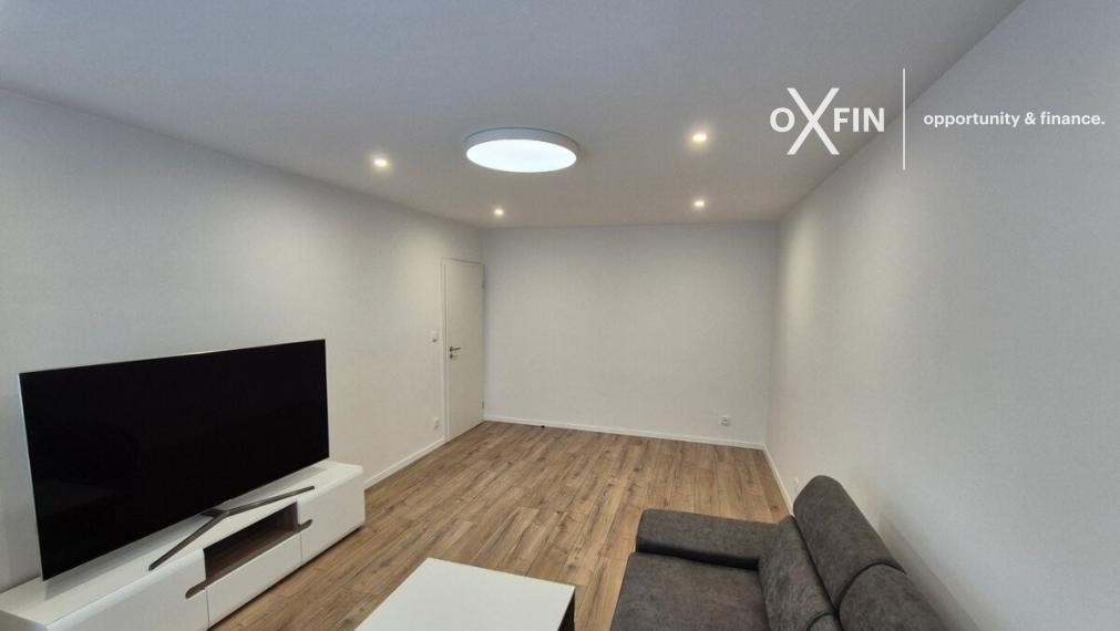 Prenájom zrekonštruovaného 2-izbového bytu - BA, Ružinov