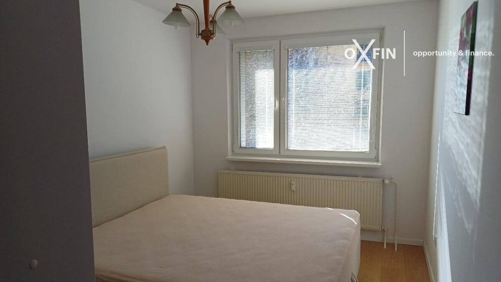 Prenájom 3-izbového bytu Beniakova - Bratislava, Dlhé Diely