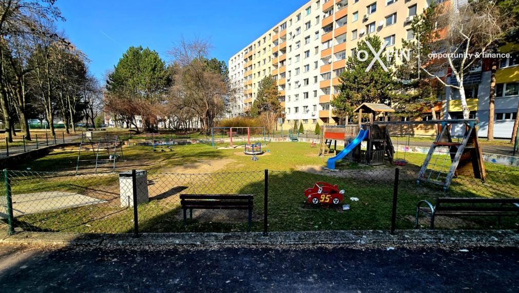 Predaj 4-izb byt Znievska - Petržalka