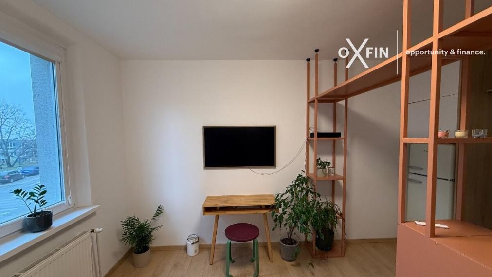 Prenájom zrekonštruovanej garzónky - Modra